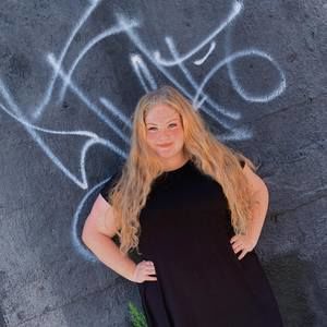 Meet your Posher, Madison